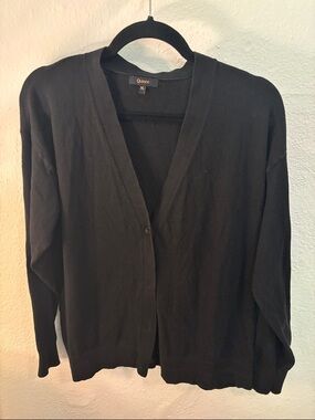 Quince Black Lightweight V-Neck Cardigan